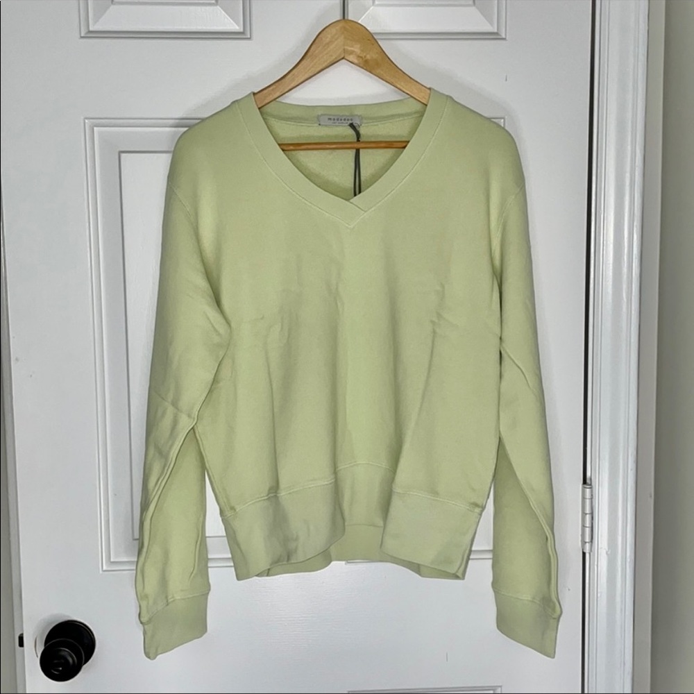 MODODOC • V-Neck Sweatshirt